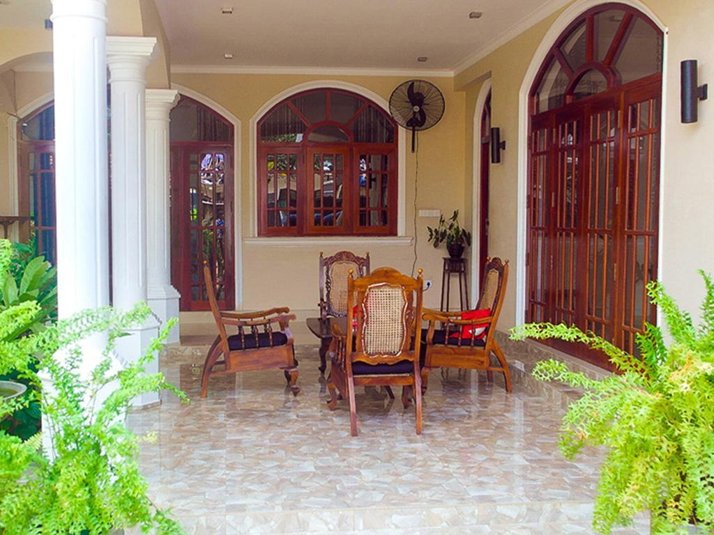 Angel Inn Guest House Negombo Exterior photo